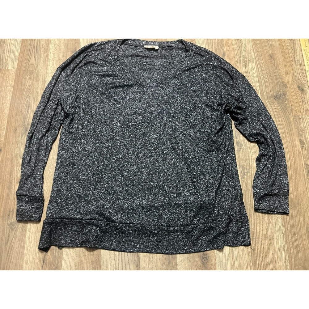 Ninexis Shirt, Women's Size XL? Black, Long Sleeve Shirt, V-neck